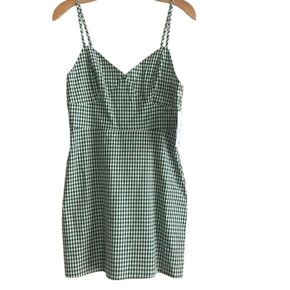 Hurley Dresses & Skirts - Hurley Sample Piece‎ Spaghetti Strap Checkered Dress Size Small